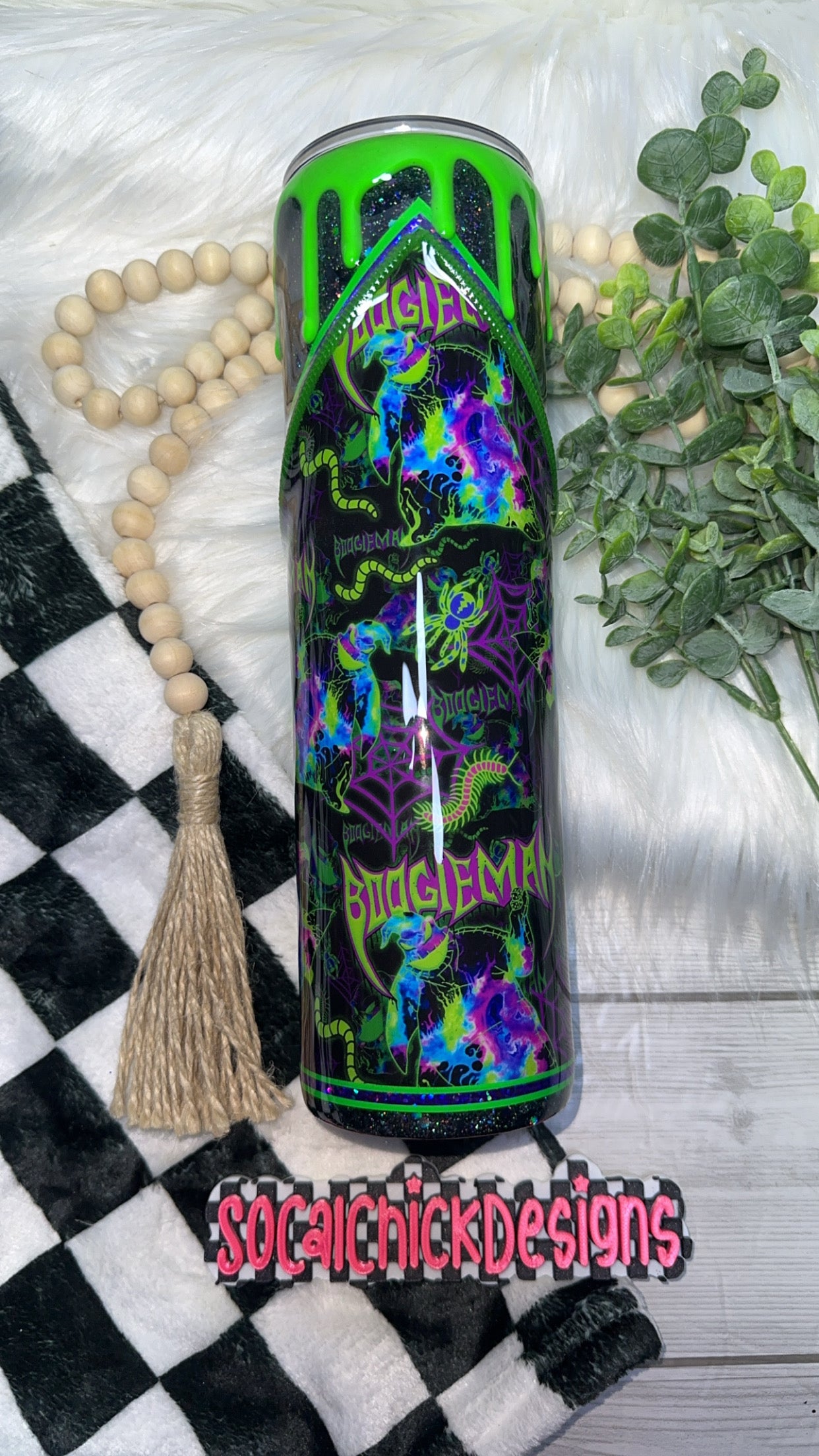 RTS {Boogieman w Zipper, Charm, Snow Globe Bottom & Glow Drip } 32oz Skinny