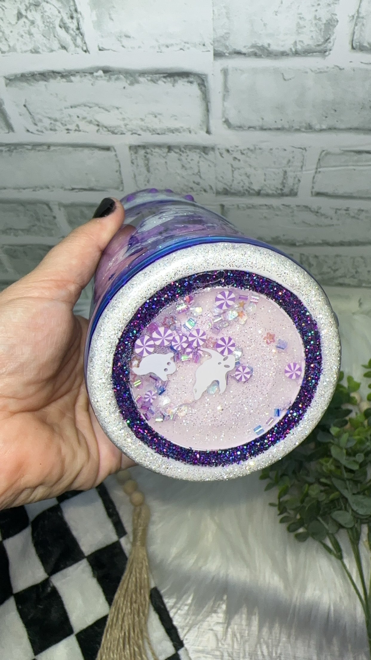 RTS {Glow- Friendly Ghost with Zipper, Charm, Snow Globe Bottom and Drip} 24oz Skinny