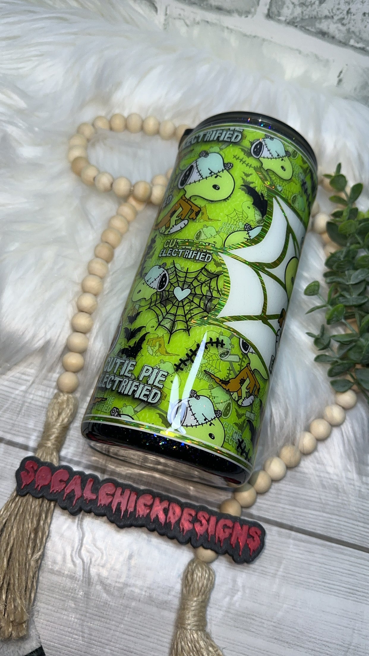 RTS {RTS Cutie Pie Electrified - Glow In The Dark Web} 22oz Fatty