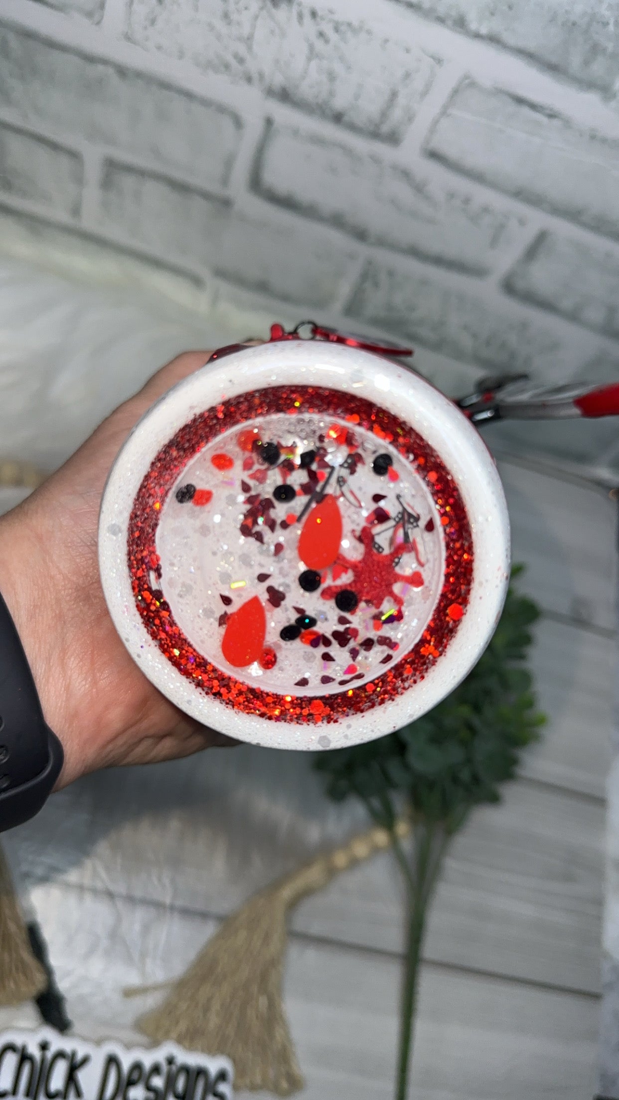 RTS {Terrify Zipper & Charm, Knife Handle, Drip & Snow Globe Bottom} 32oz Skinny