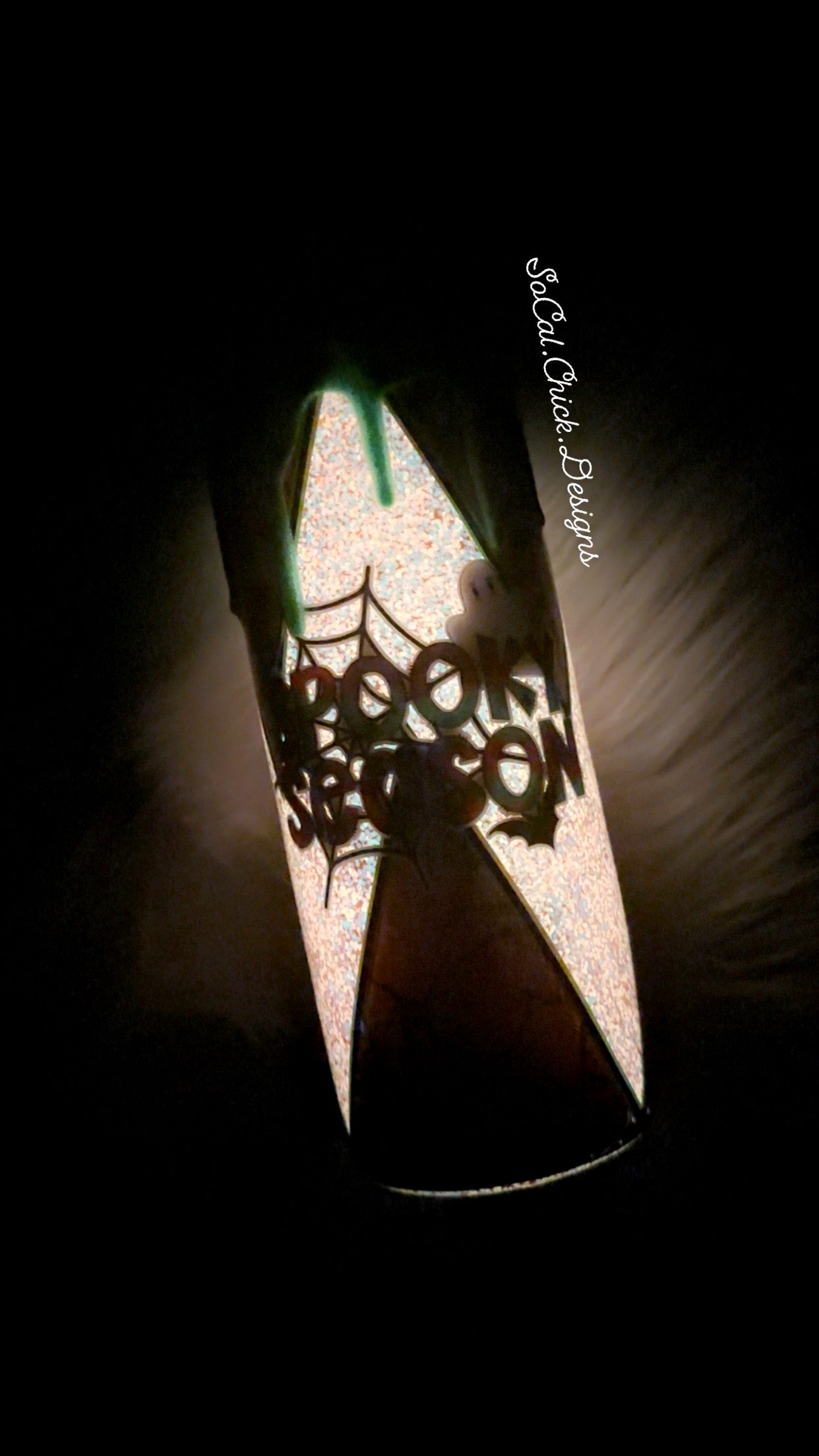 RTS {Spooky Season - GLOW} 25oz Skinny