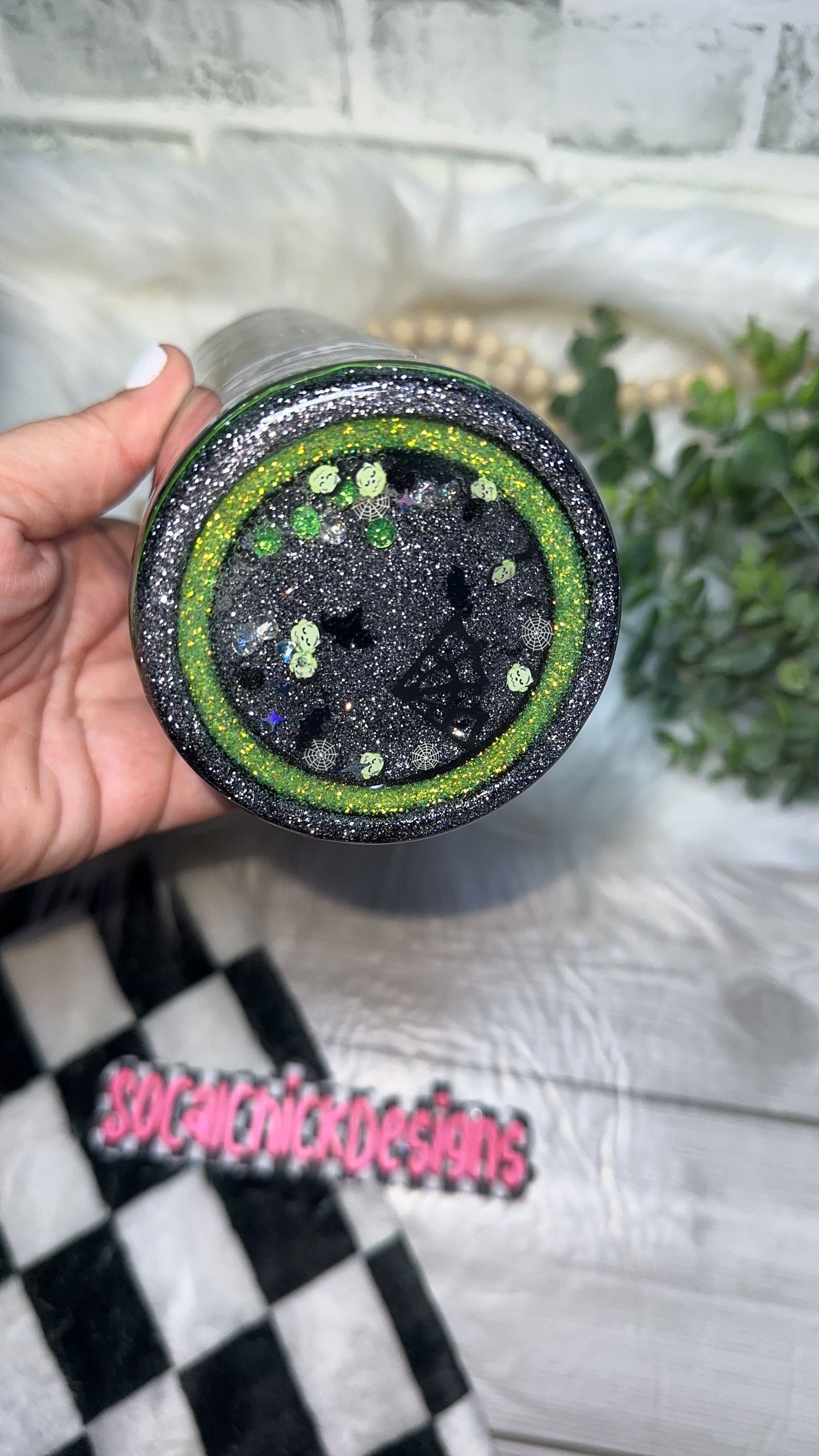 RTS {The Lovers with Snow Globe Bottom} 24oz Skinny