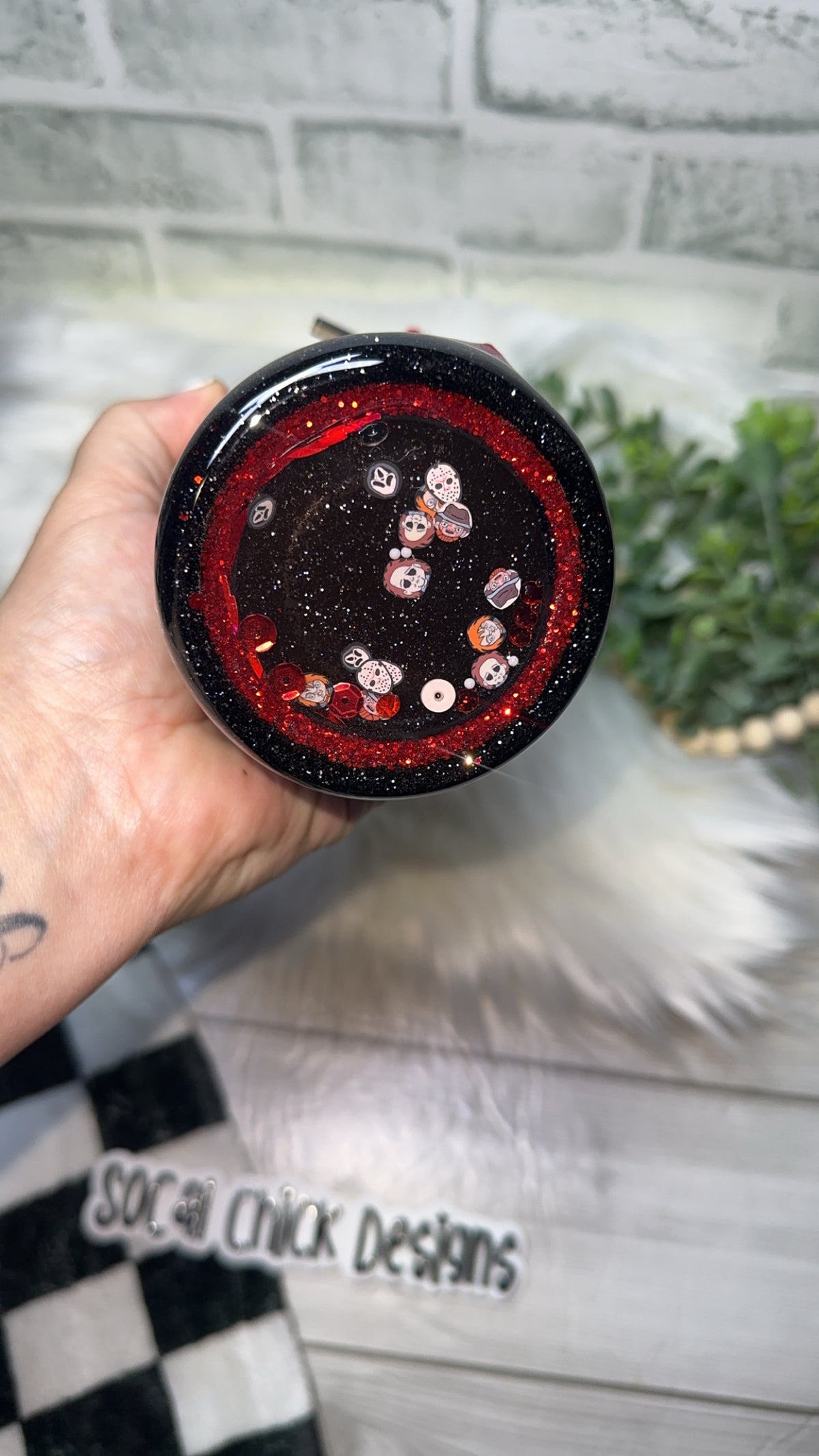 RTS {Scare Bears w Drippy Heart Handle, Zipper, Charm, SnowGlobe Bottom & Drip} 32oz Skinny