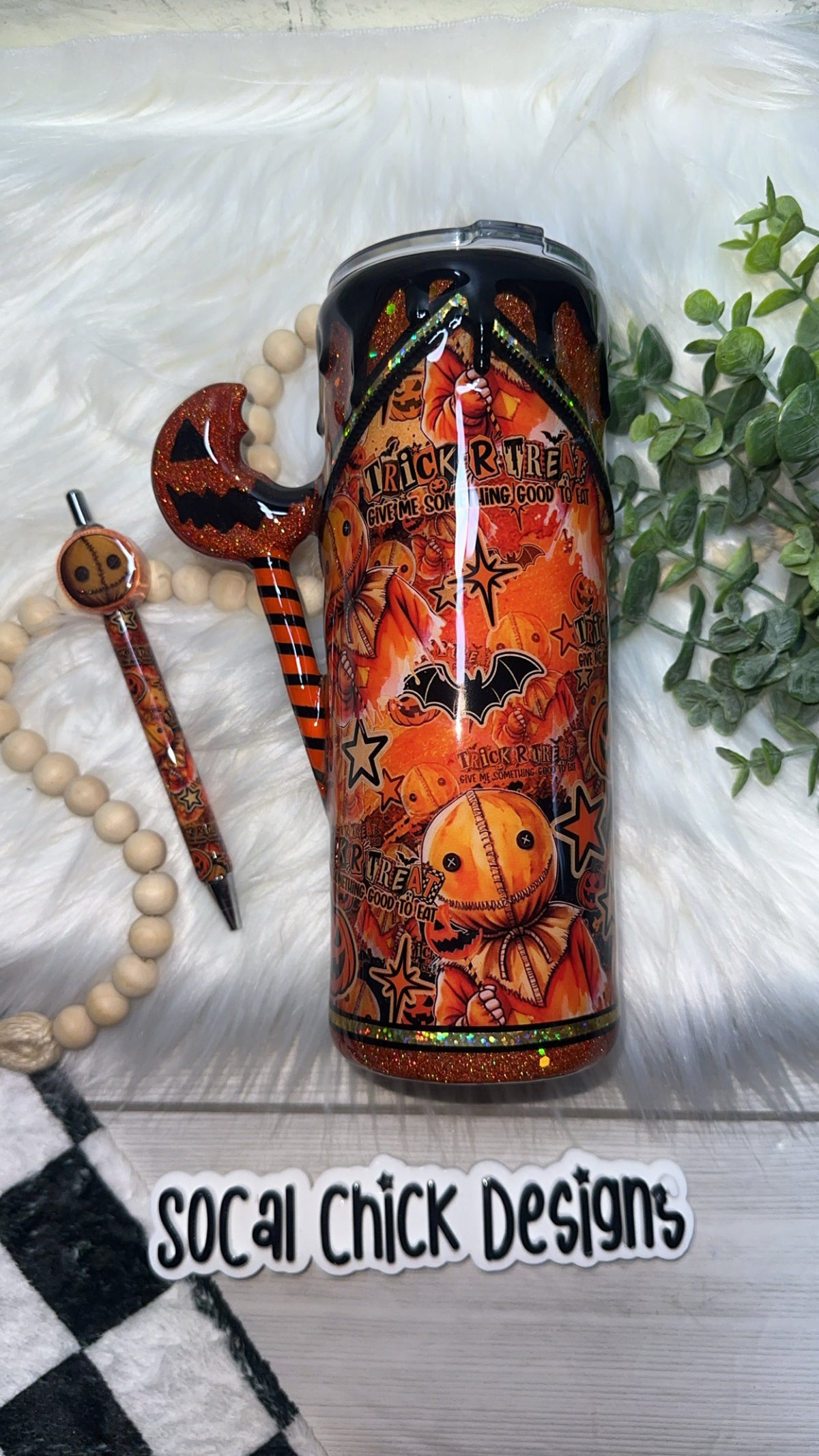 RTS {Trick R Treat- Pumpkin S with Zipper, Charm, Sucker Handle, Snow Globe Bottom and Drip} 24oz Skinny