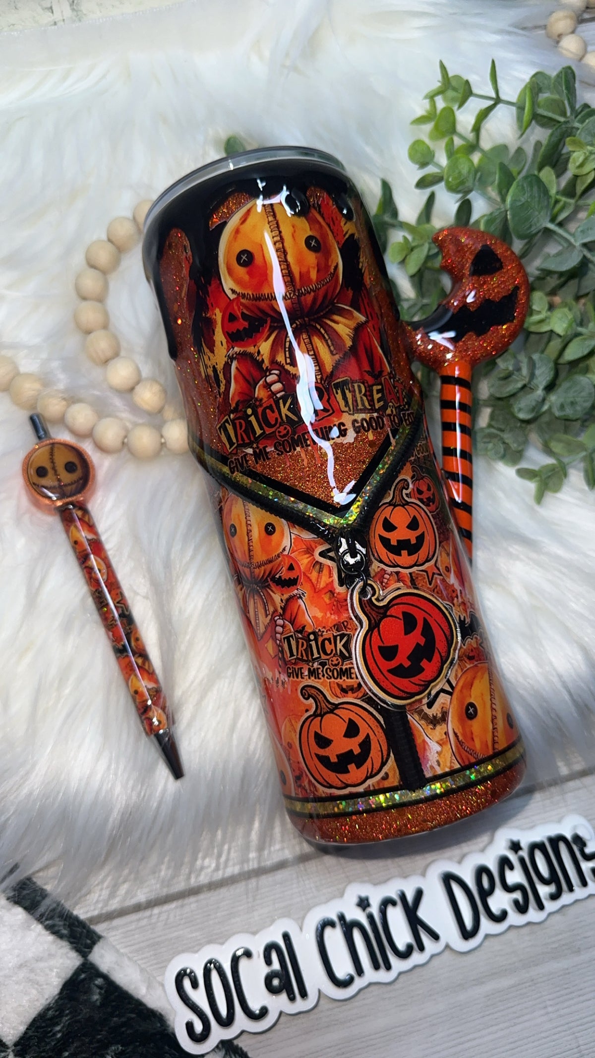 RTS {Trick R Treat- Pumpkin S with Zipper, Charm, Sucker Handle, Snow Globe Bottom and Drip} 24oz Skinny
