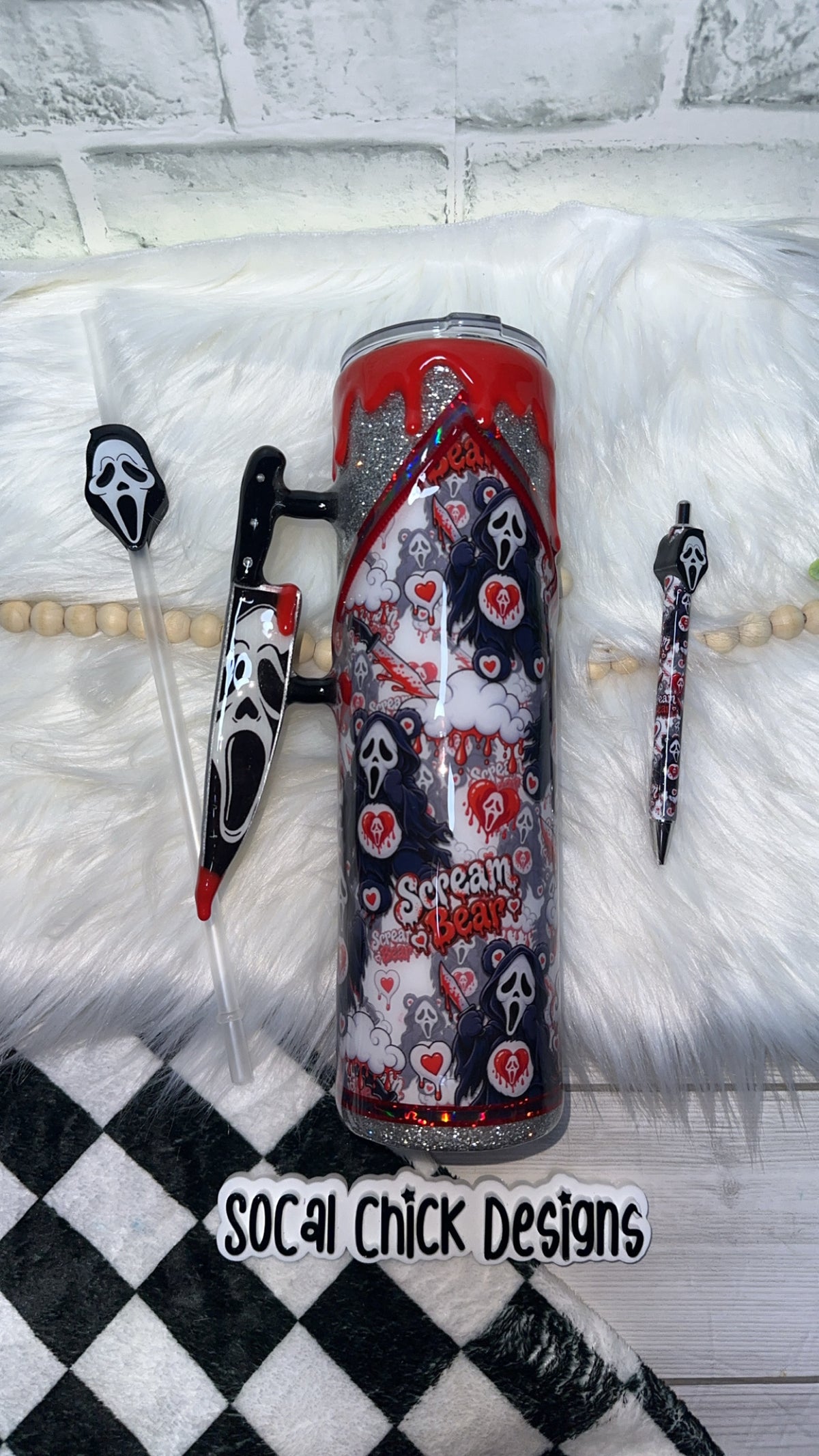 RTS {Scream Bear, Zipper & Charm, Knife Handle, SnowGlobe Bottom & Drip} 32oz Skinny