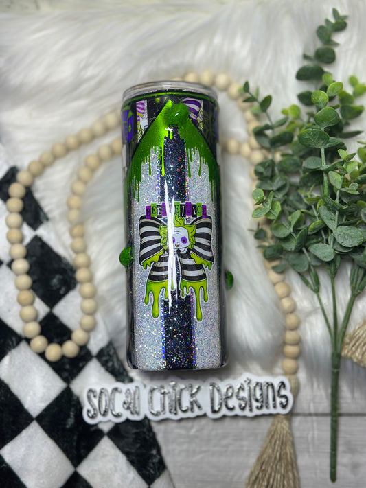 RTS {Beetle Bows with 3D Beetles with Snow Globe Bottom} 24oz Skinny