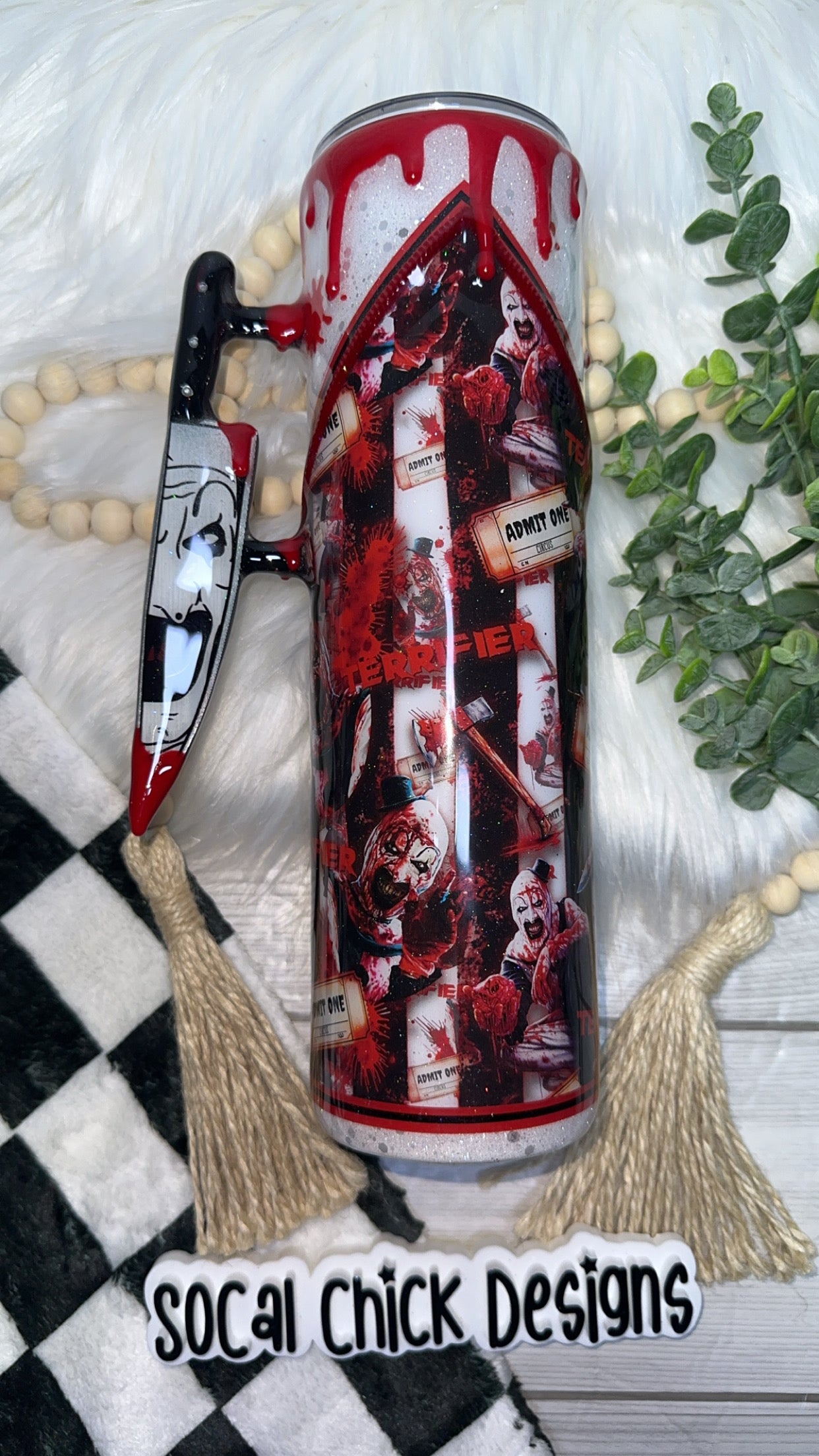 RTS {Terrify Zipper & Charm, Knife Handle, Drip & Snow Globe Bottom} 32oz Skinny