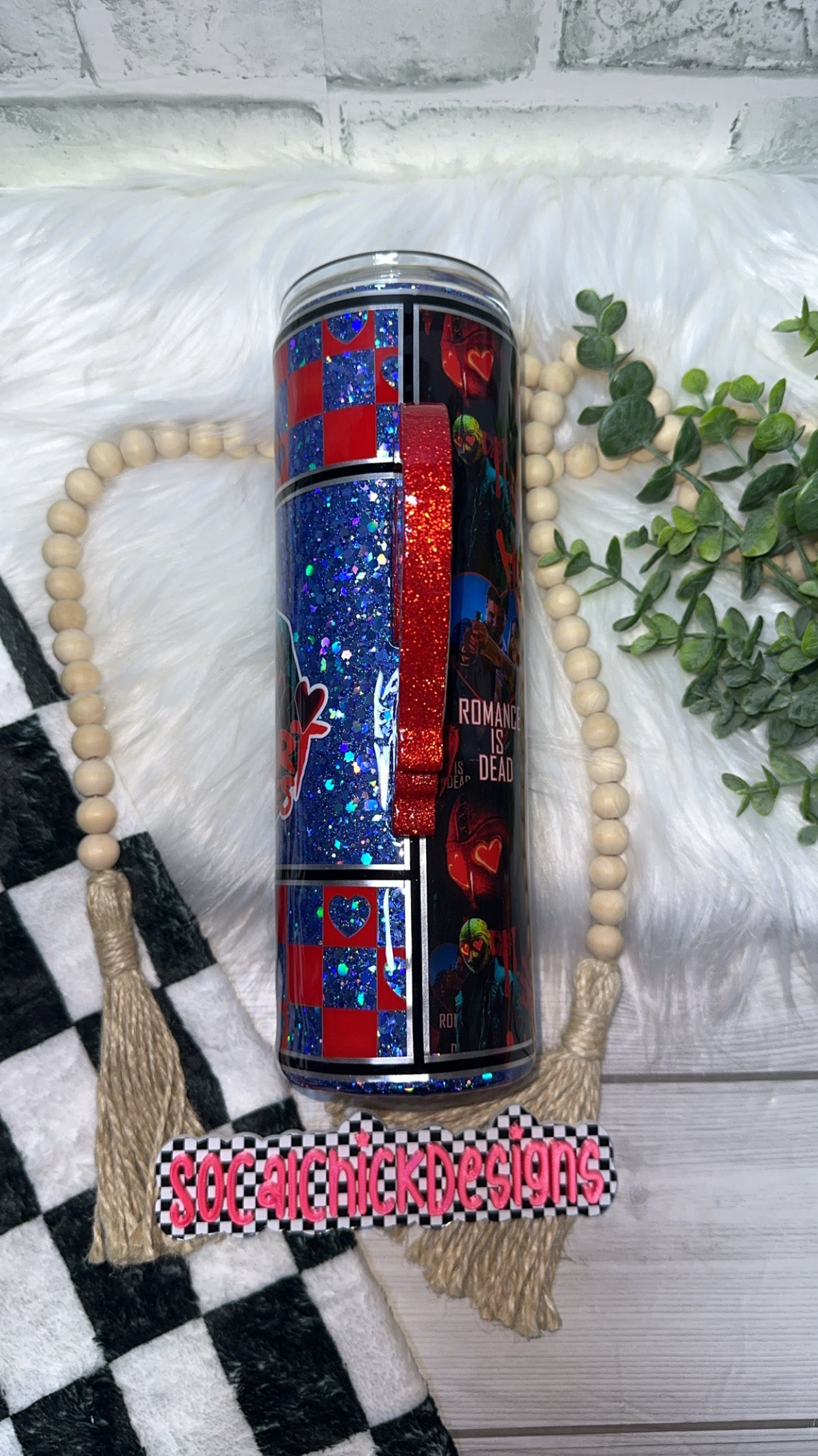 RTS {Heart Eyes - Drippy Heart Handle} 30oz Skinny