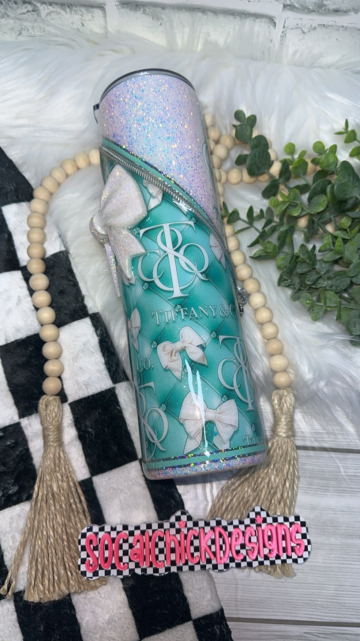 RTS {Tiff & Co w Zipper & Charm, 3D Bow & Snowglobe Bottom} 32oz Skinny