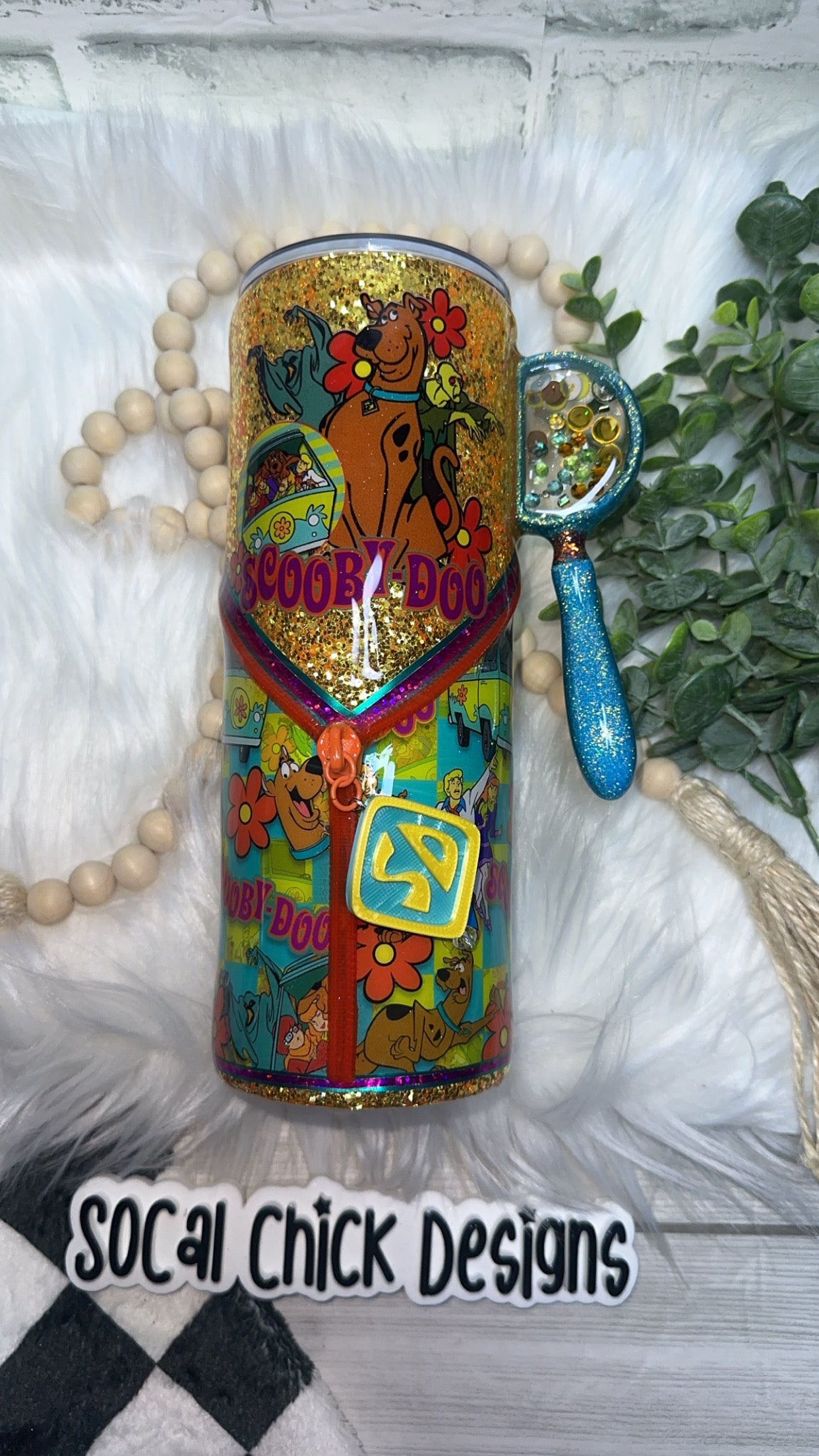 RTS {Mystery Dog, Zipper & Charm, Snow Globe Magnifying Glass Handle} 24oz Skinny