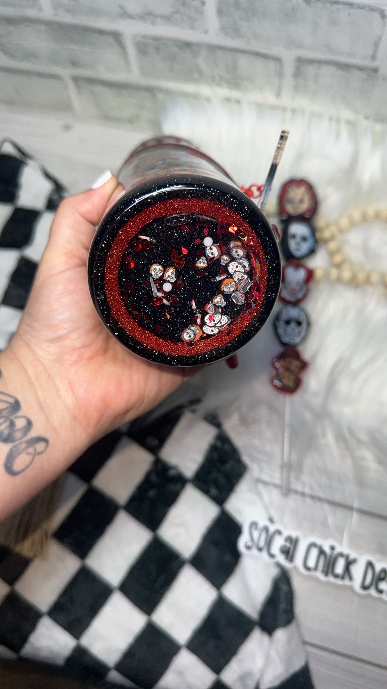 RTS {Horror Men, Zipper & Charm, Knife Handle, Drip & SnowGlobe Bottom} 32oz Skinny