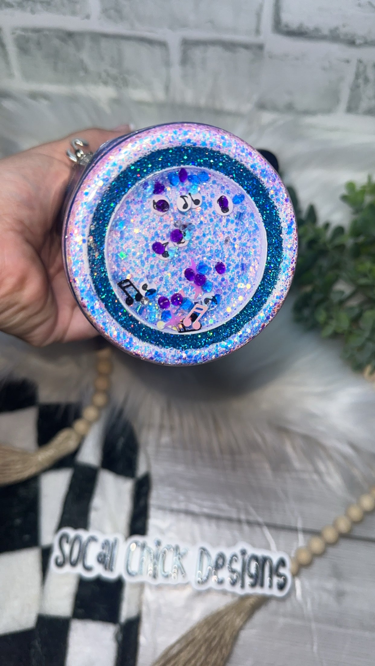RTS {JB with Microphone Handle, Drip & Snow Globe Bottom} 32oz Skinny