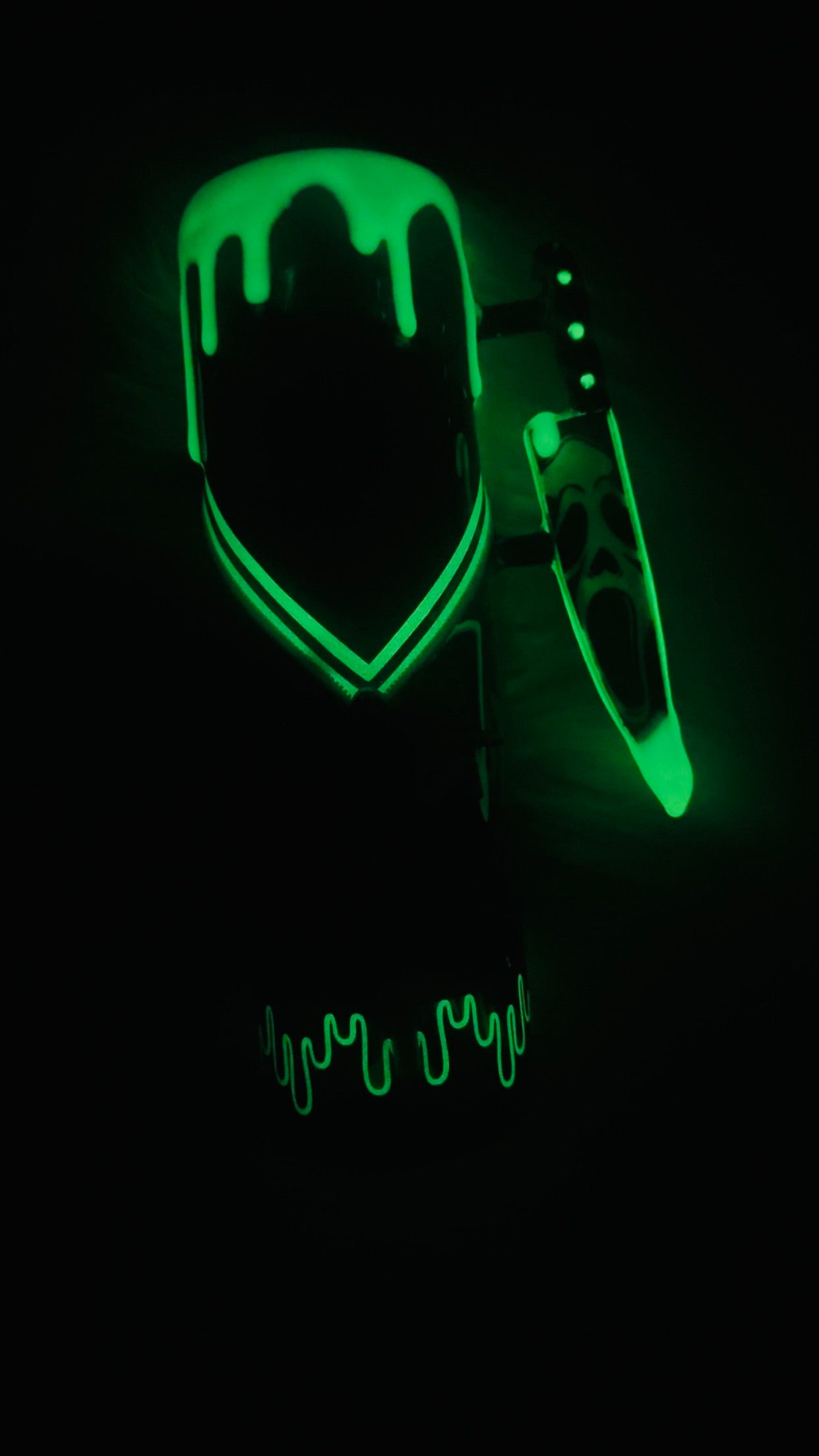 RTS {S T A B, Zipper & Charm, Knife Handle, GLOW Drip & SnowGlobe Bottom} 32oz Skinny