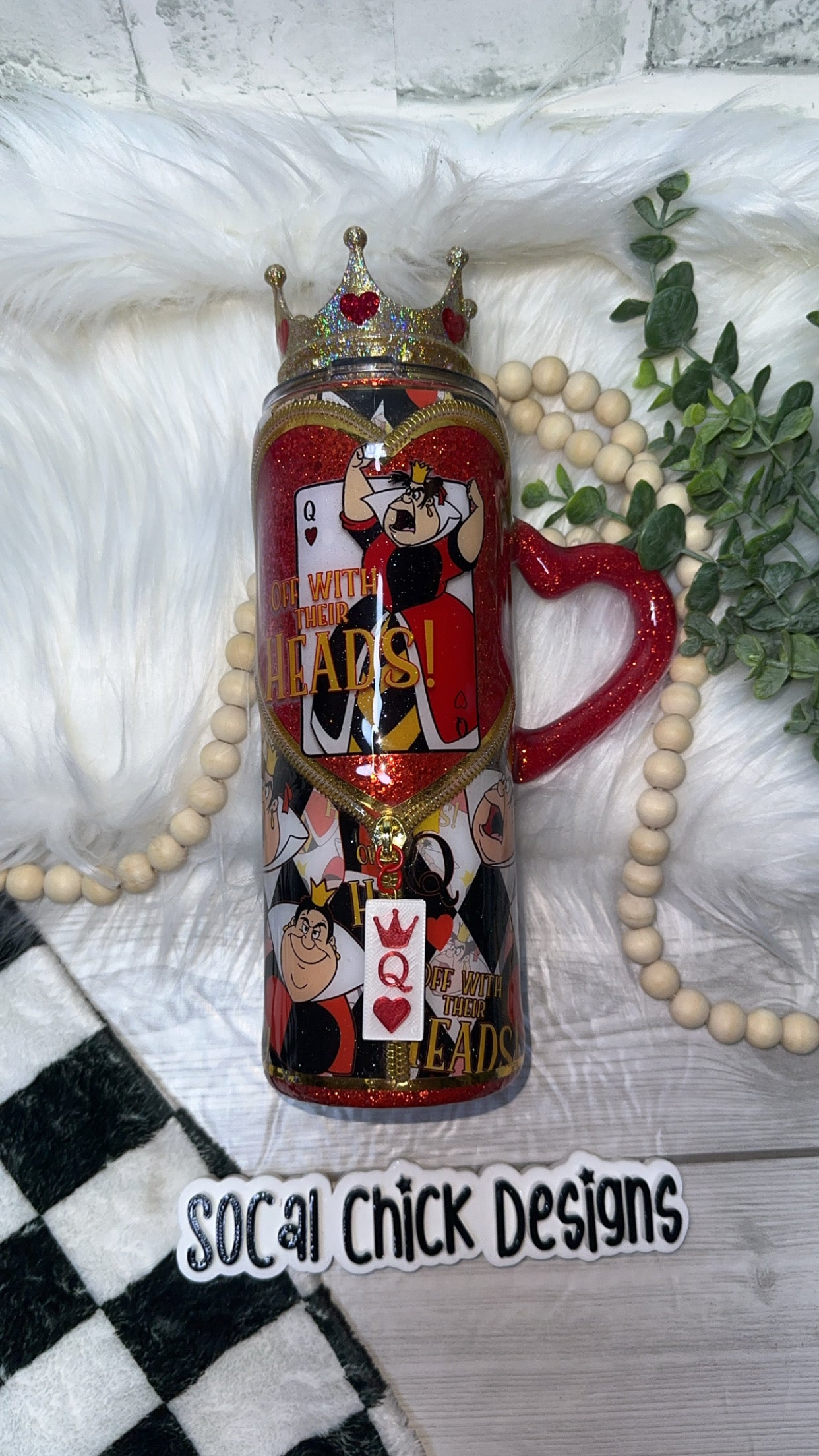 RTS Queen Of Hearts w Zipper & Charm, Heart Handle, SnowGlobe Bottom & Crown Topper} 24oz Skinny Slurp