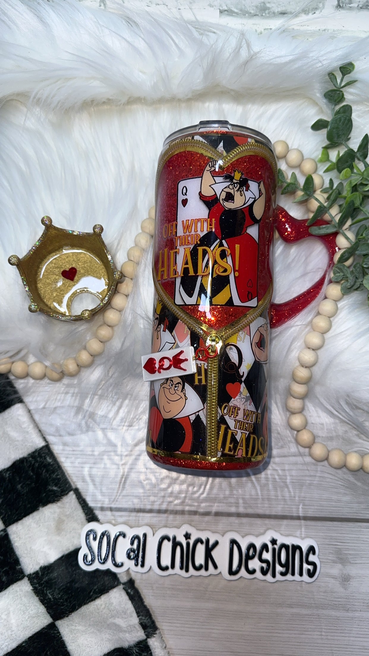 RTS Queen Of Hearts w Zipper & Charm, Heart Handle, SnowGlobe Bottom & Crown Topper} 24oz Skinny Slurp