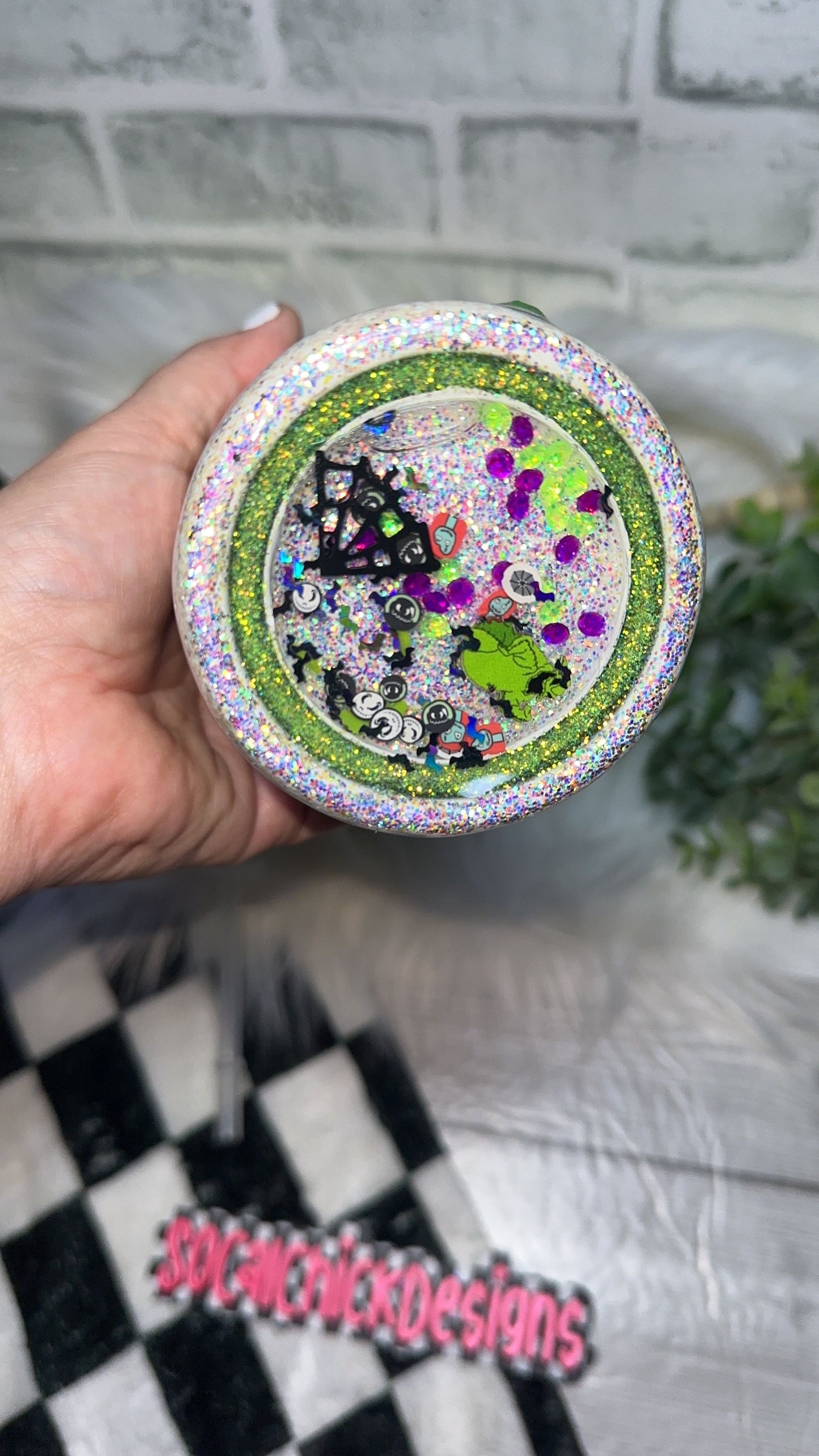 RTS {A Wonderful Nightmare, Zipper & Charm, Spider Web  Handle, Drip & SnowGlobe Bottom} 32oz Skinny