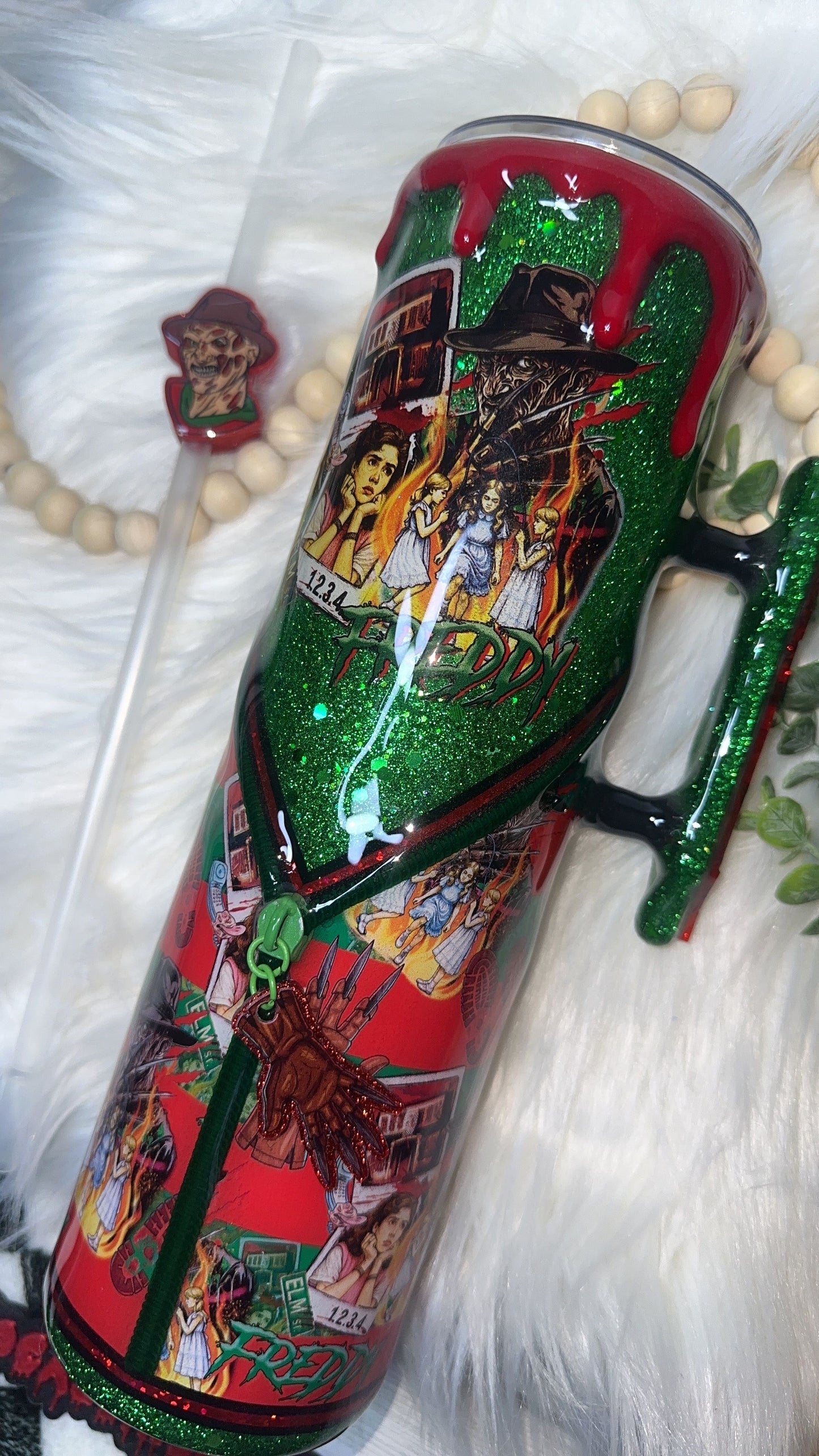 RTS {Fred Slasher Polaroid w Acrylic FREDDY Handle, SnowGlobe Bottom & Drip} 32oz Skinny