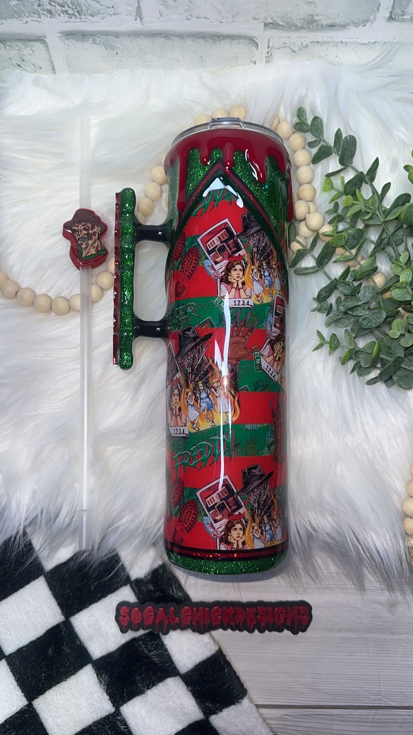 RTS {Fred Slasher Polaroid w Acrylic FREDDY Handle, SnowGlobe Bottom & Drip} 32oz Skinny