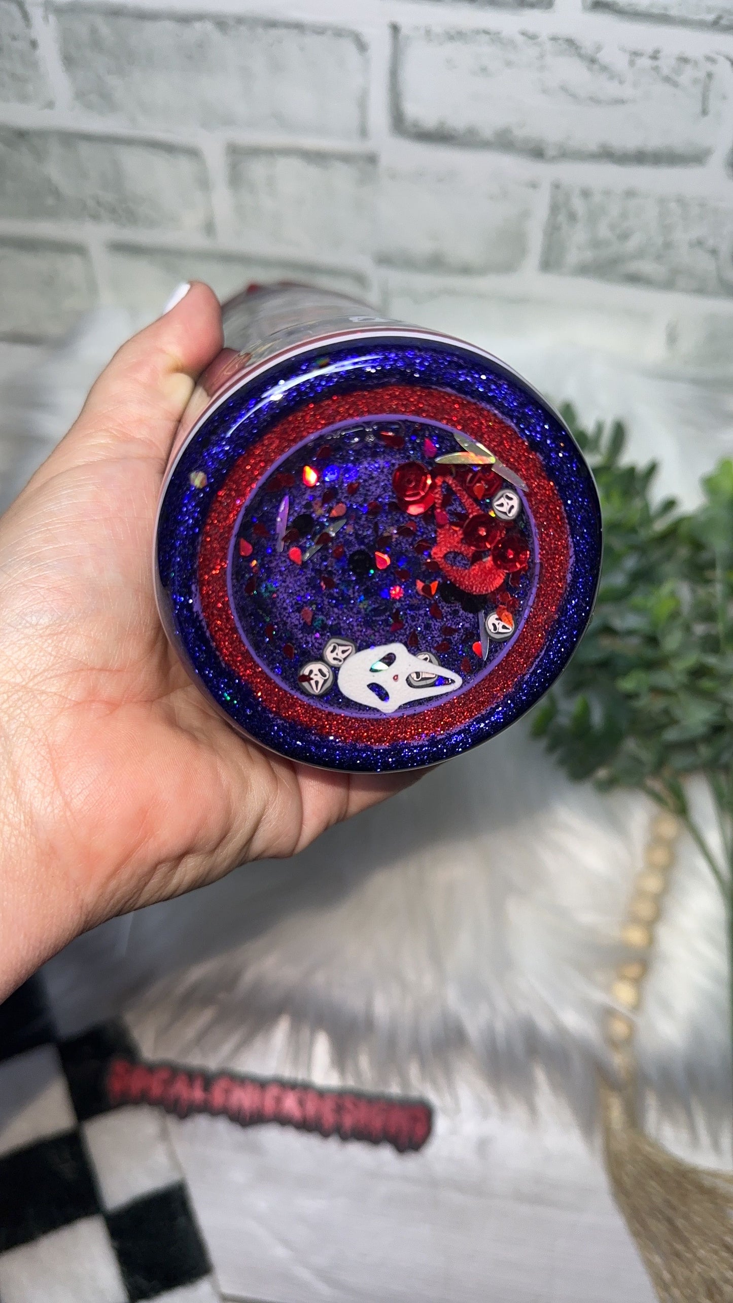 RTS {Ghost Slasher Polaroid w Acrylic SCREAM Handle, SnowGlobe Bottom & Drip} 32oz Skinny