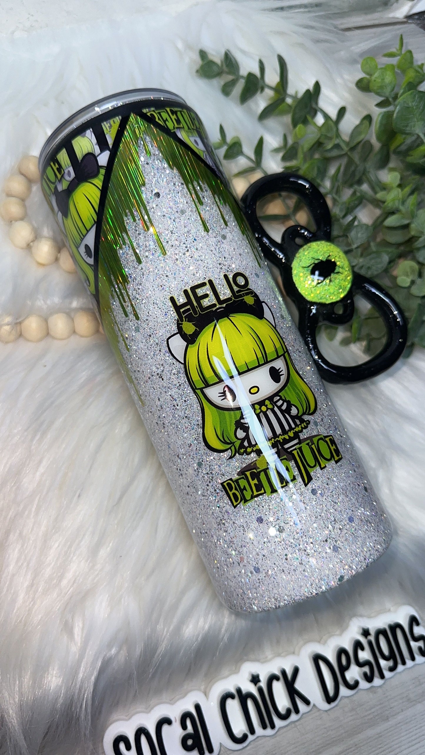 RTS {Hello Beetle Kitty with Bow Handle & Snow Globe Bottom} 24oz Skinny
