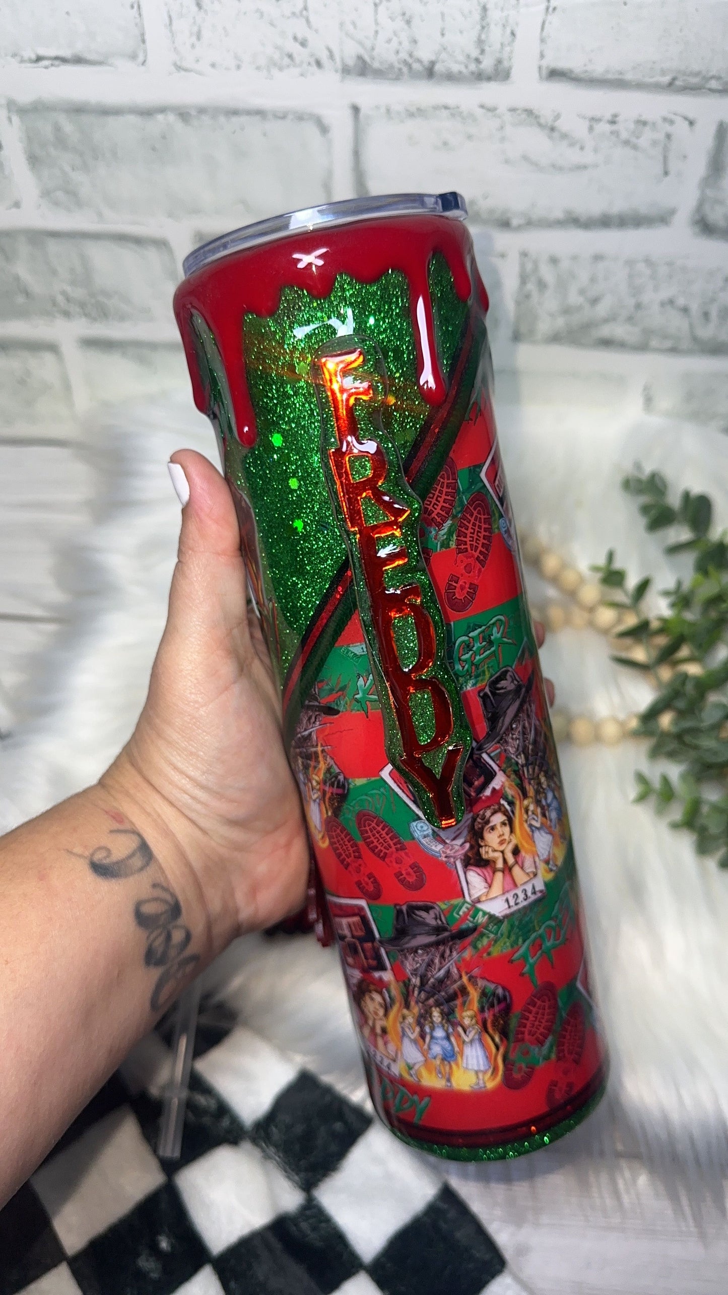 RTS {Fred Slasher Polaroid w Acrylic FREDDY Handle, SnowGlobe Bottom & Drip} 32oz Skinny