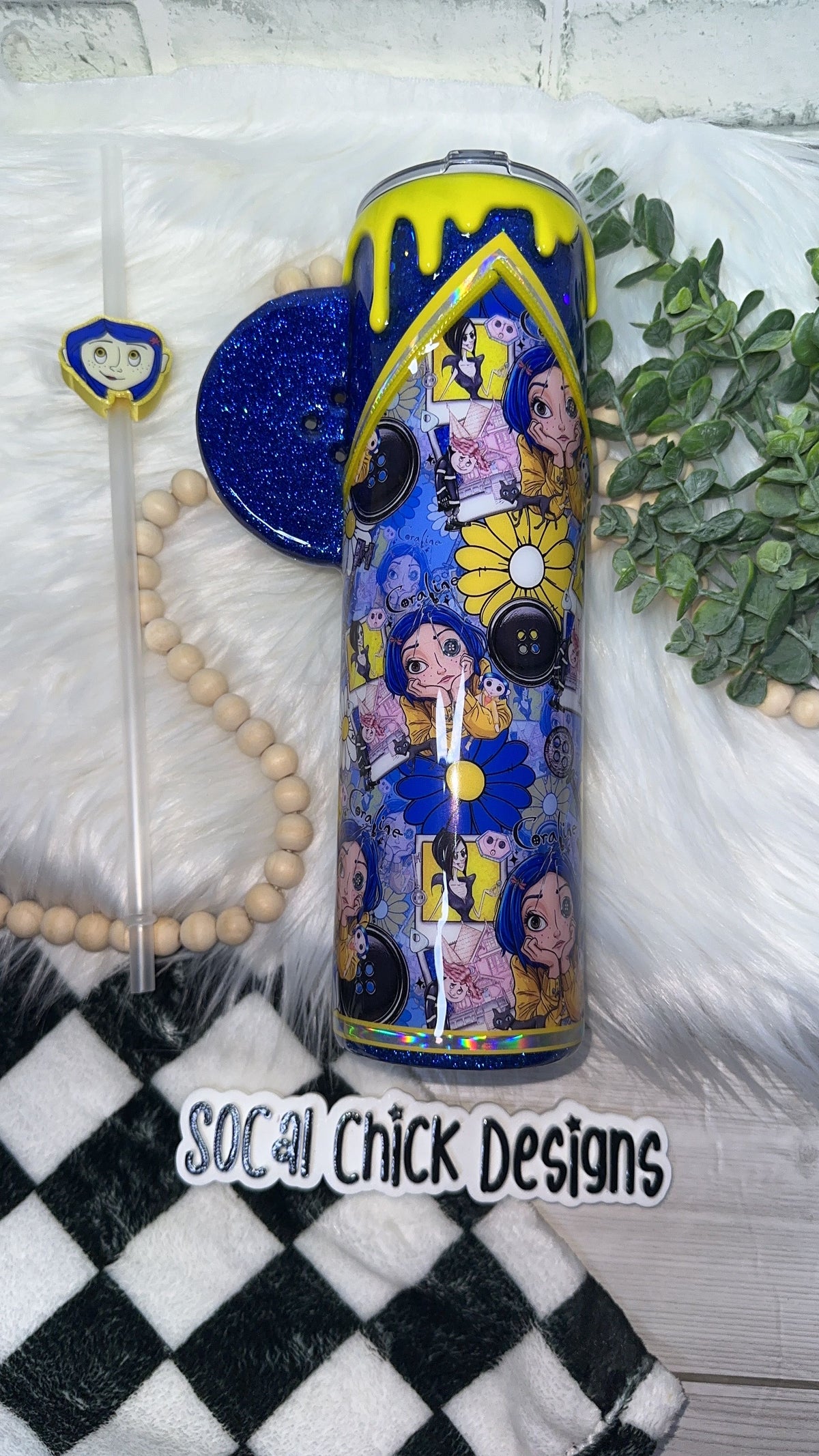 RTS {Polaroid Button Girl w Button Handle, Zipper, Charm, SnowGlobe Bottom & Drip} 32oz Skinny