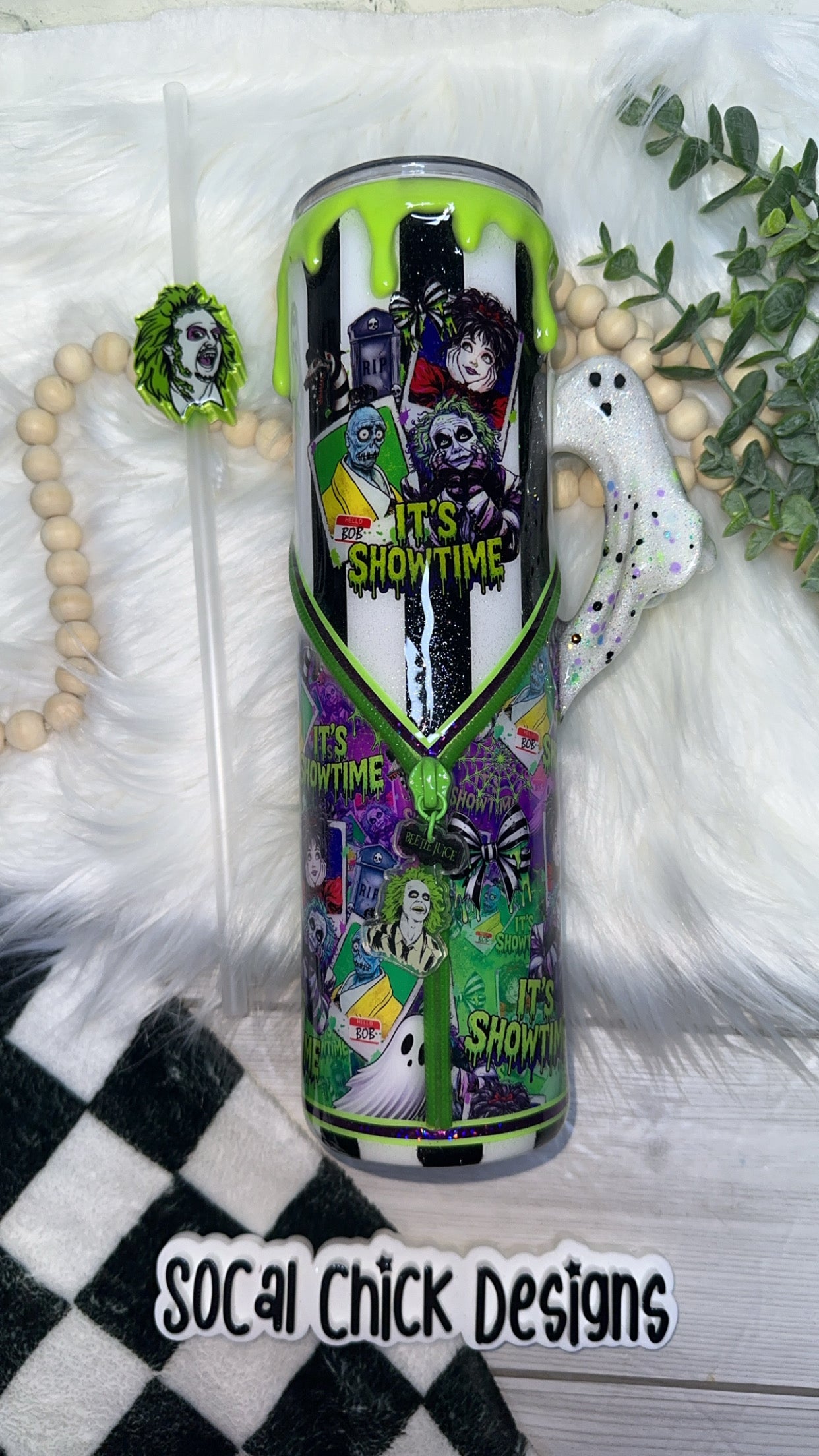RTS {Polaroid "It's Showtime" (Striped) w Ghost Handle, Zipper, Charm, SnowGlobe Bottom & Drip} 32oz Skinny